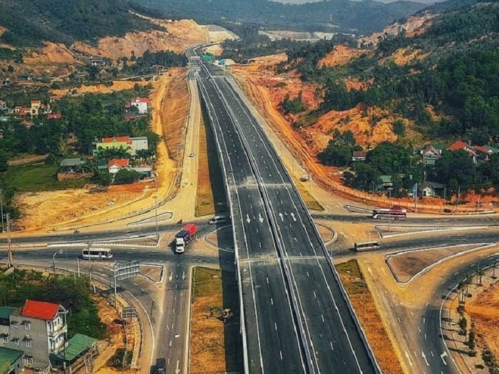 Lâm Đồng: Quy hoạch đất 2 bên đường gấp rút chuẩn bị công trình cao tốc Tân Phú - Liên Khương-3