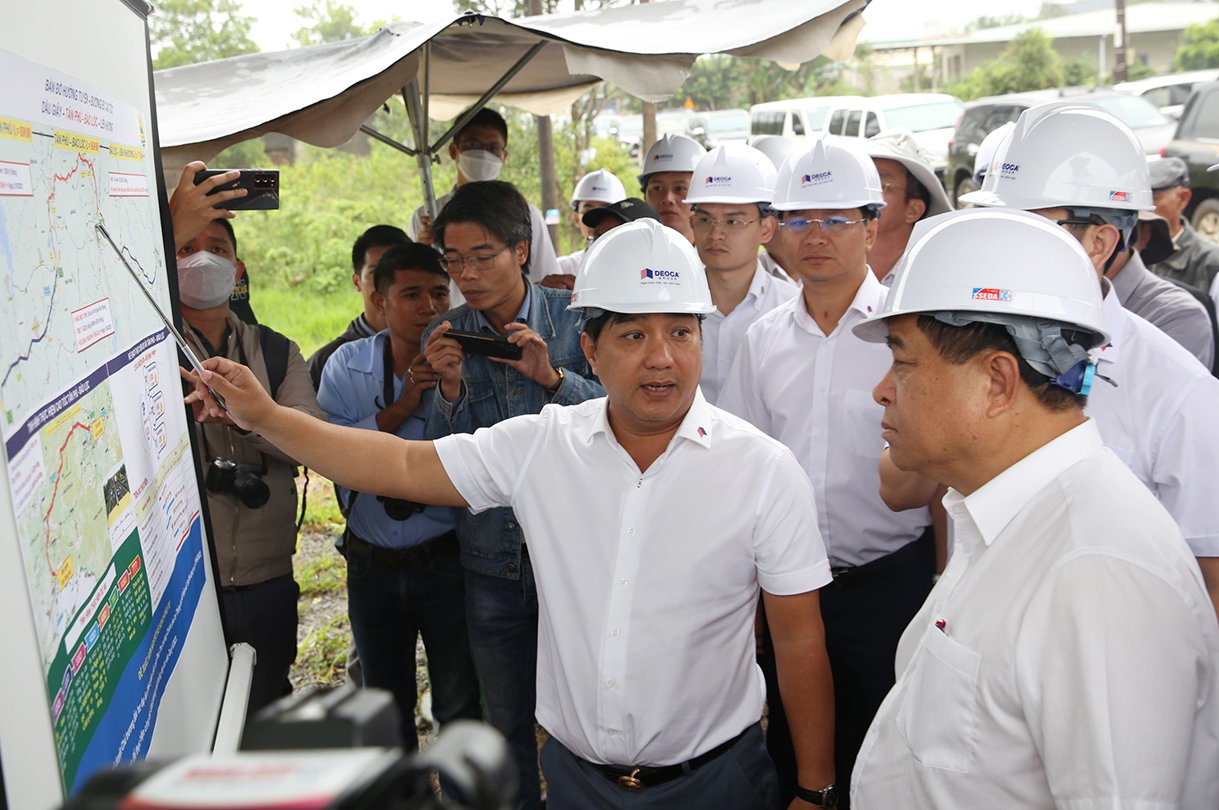 Lâm Đồng: Quy hoạch đất 2 bên đường gấp rút chuẩn bị công trình cao tốc Tân Phú - Liên Khương-1